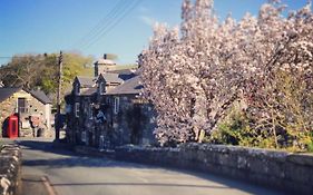 The Victoria Inn Llanbedr